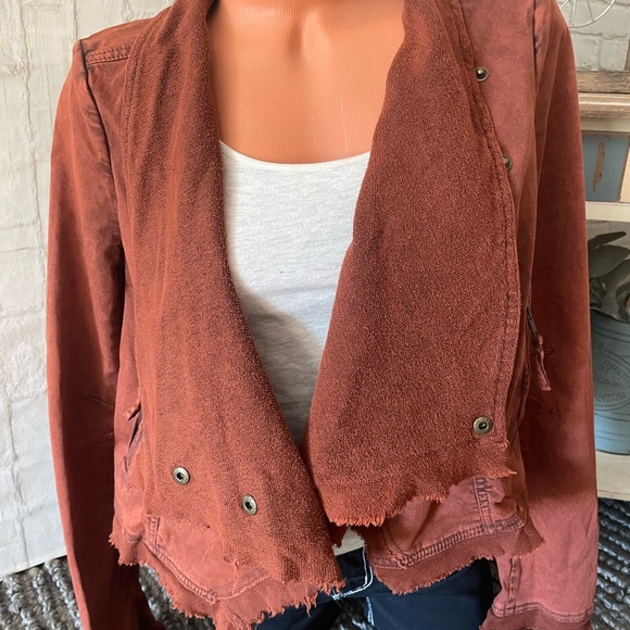 Free People Collapsing Twill Raw EdgeJacket Multifunctional S NWT! - Picture 8 of 13